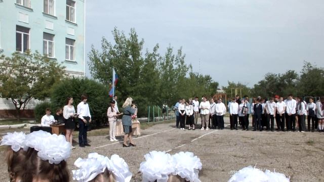 2023_05_26_Линейка в школе 11 Камышина