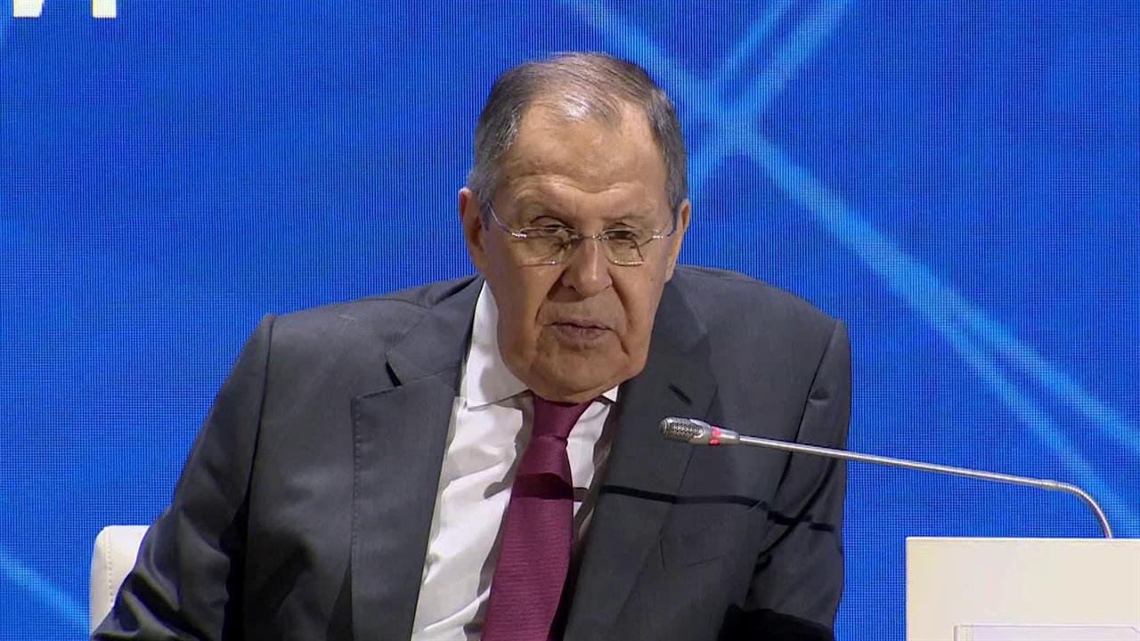 О путях выхода из украинского кризиса сегодня подробно говорил глава МИД России