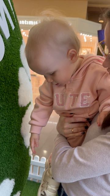 Потрогала яйцо #дети #рекомендации #ребенок #baby #детиприколы #смешно #блогер #детисмешные #kids