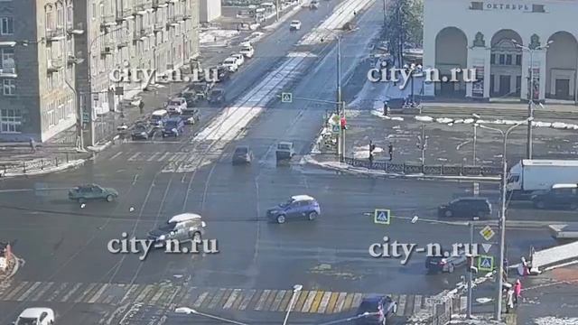 В Новокузнецке у Жигулей оторвалось колесо во время д?