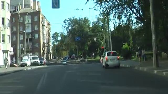 Разворот на перекрестке с поворотом налево с двух пол?