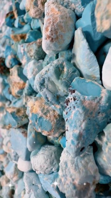 250522-10 The Original Turquoise Rough: Unveil Hidden Mysteries with One Cut