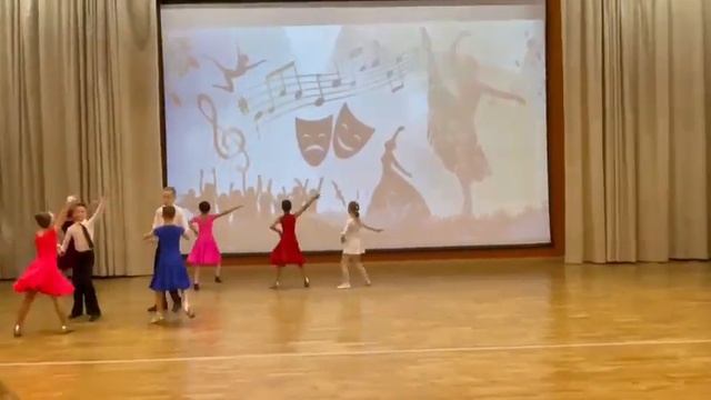 Ча-ча-ча в первый раз!