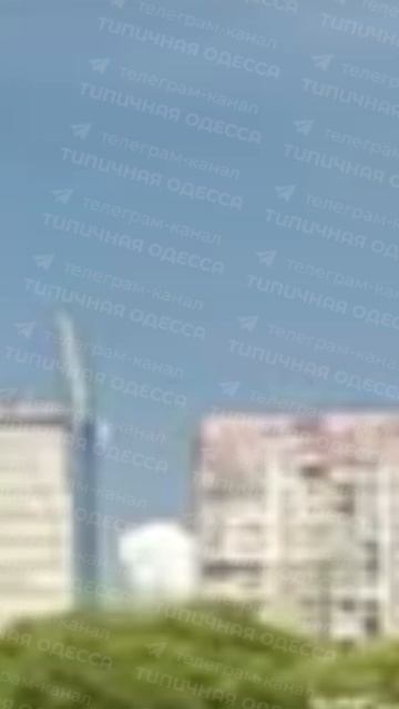 🇷🇺🇺🇦 Удар ОТРК «Искандер-М» по инфраструктуре Одесского порта
▶Днём 23.5.25 в 14:10…🔽🔽🔽