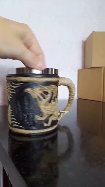 Кружки из полистоуна и стали