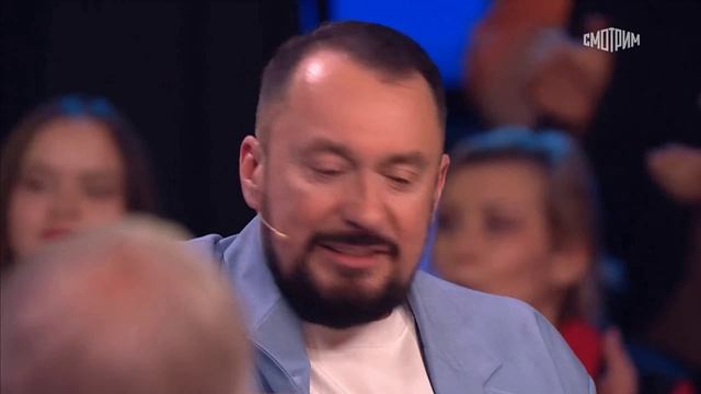 Сергей Матвеев вокал, гитара. Валерий Сёмин баян.