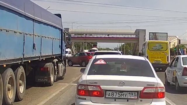 Новороссийск. Нарушение ПДД 2024-06-14_14-06-20