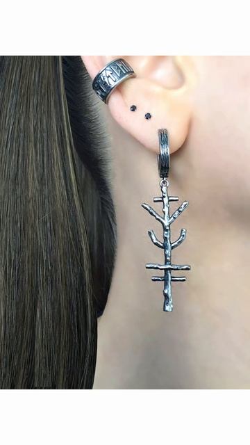 Дизайнерские серьги-конго с подвесками "Рунический став" от StarfallShop