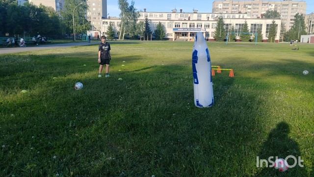 Тренировка с папой. 2025г.
Тамбов.
Алексей 10 лет
Лев 8 лет
Матвей 12 лет.