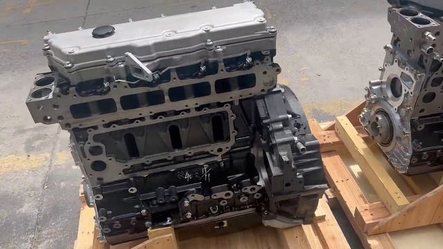 Дизельный двигатель 4HK1