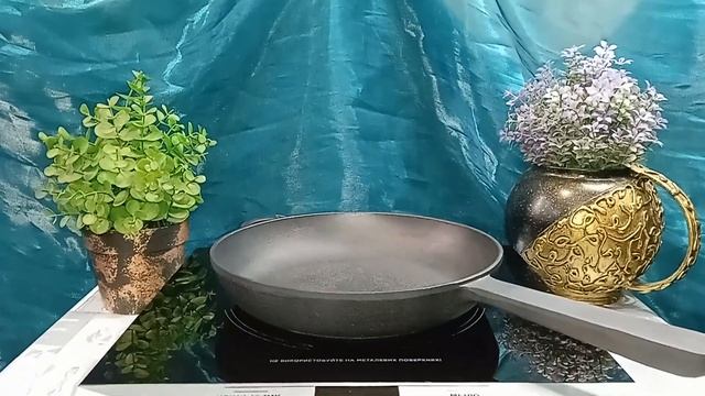 Сковорода чавунна Сітон 200*35 мм з литою ручкою