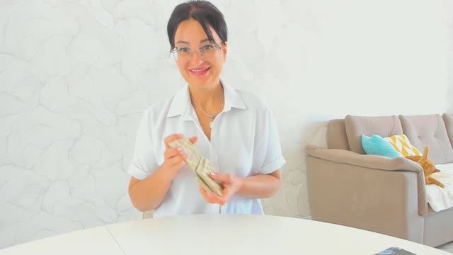 ❗Ты Даже НЕ ПРЕДПОЛАГАЕШЬ что ВЫЙДЕТ на ПОВЕРХНОСТЬ🎁🌞расклад Таро✨знаки судьбы