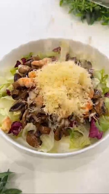 Салат с креветками 🥗