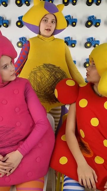 Кукутики кто спел лучше Сорока Ворона? Пиши в комментариях