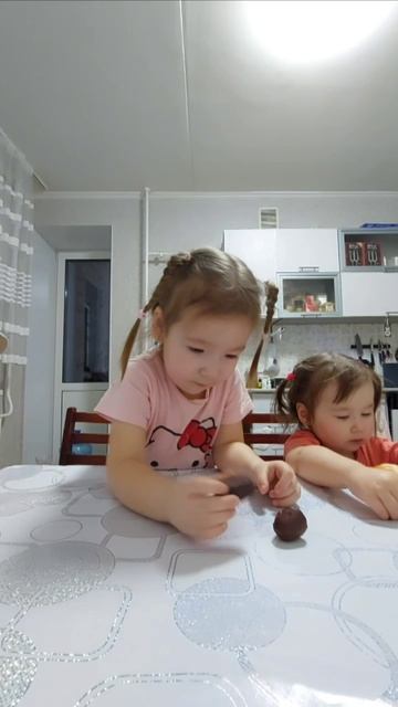 Челендж не удался 😁София вредная девочка