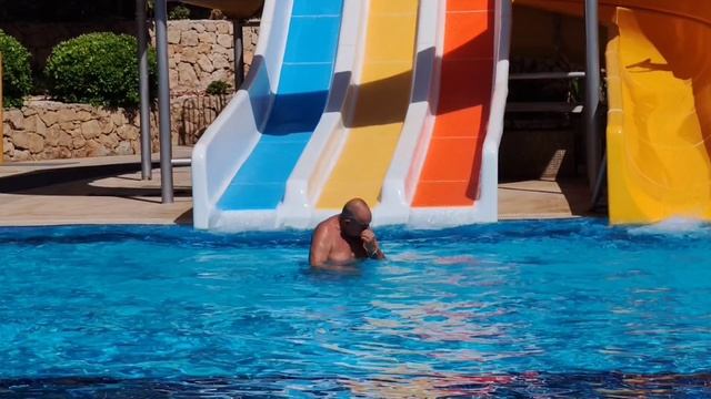 Sunland resort hotel 5* Бассейн с горками 23 мая 2025