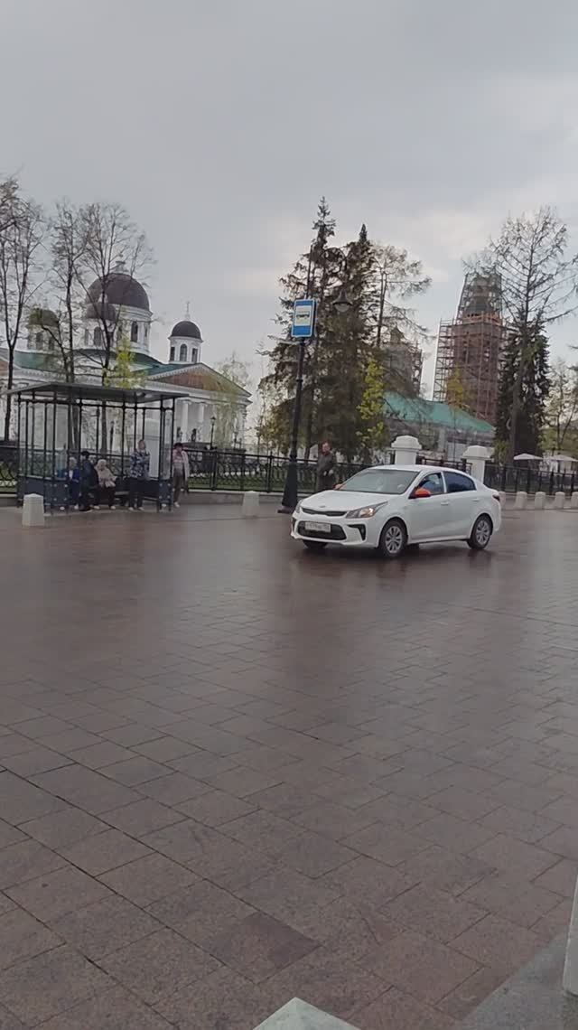 Под дождём Пешком по...Арзамасу. Улица С.М. Кирова.