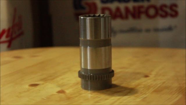 Вал 11011457 Наличие! насоса подпитки SHFT-CHG P H1P089-100 14T 12/24  Danfoss Power Solutions. Saue