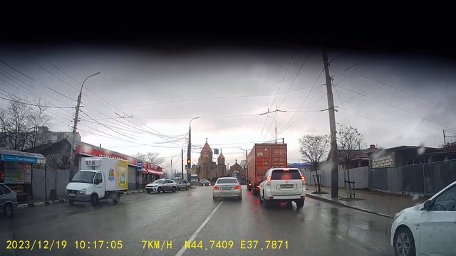 Новороссийск. Нарушение ПДД 2023-12-19_10-17-03