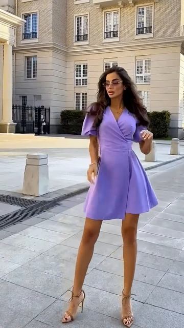 cNEIEtuqDO8 - This girl looks Beautiful in this dress #shorts