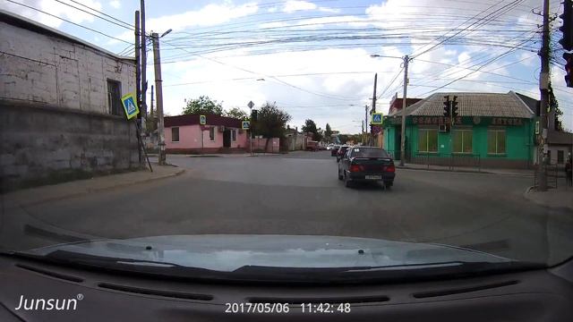 Видеорегистратор Junsun H030 качество видео днём HDR 1080p