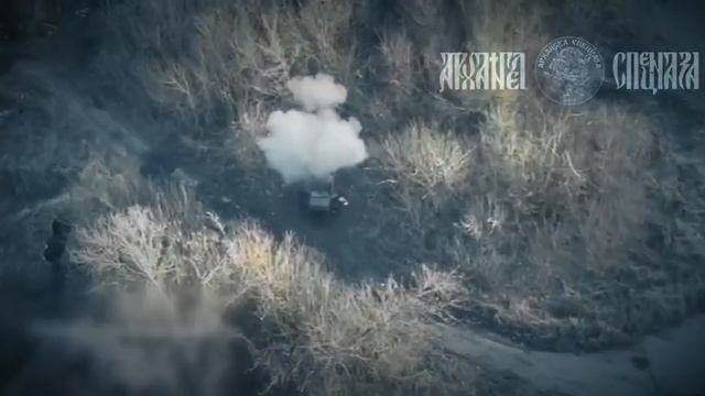 🤙 Опять штрафник!     За парковку вне отведенной зоны вражеский пикап получает один FPV дрон.   ...