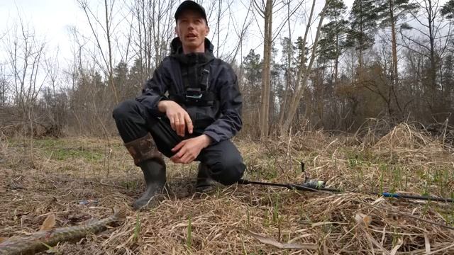 НА ЛЕСНОЙ ЗАКОРЯЖЕНОЙ РЕКЕ ТАСКАЮ ЩУК ОДНУ ЗА ДРУГОЙ! Рыбалка на спиннинг 2025.