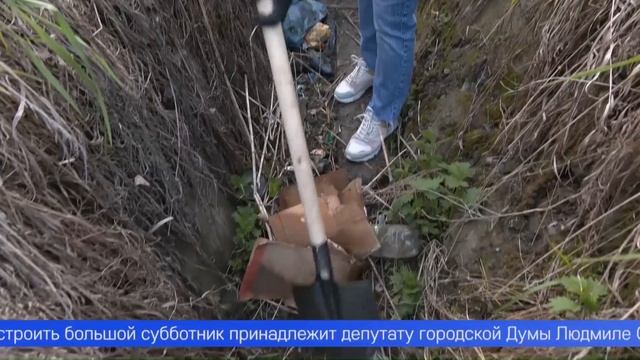 Неравнодушные первоуральцы вышли на уборку улицы Ленина