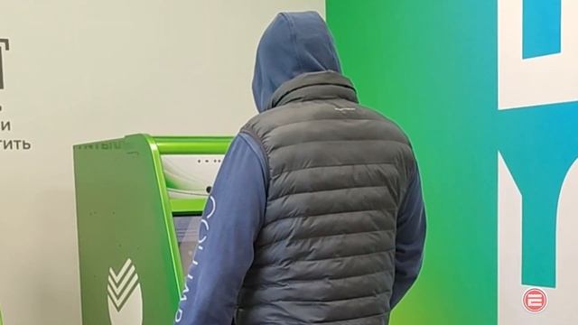 Менеджера по продажам из Ревды обманули на 875 тысяч ру?