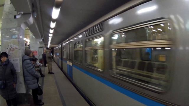 81-740/741 на станции Бульвар Дмитрия Донского (27.02.2025)