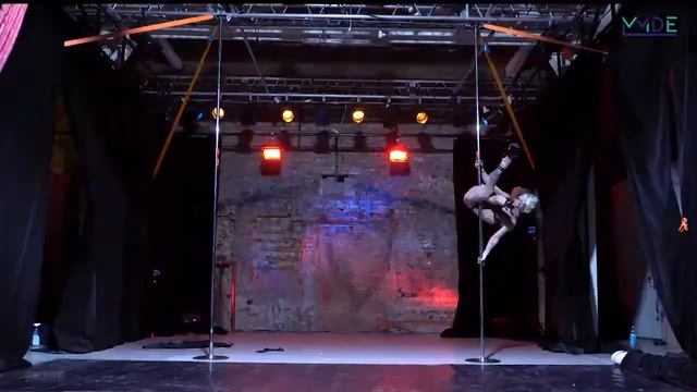 Pole Exotic / тренер Тюренкова Анастасия