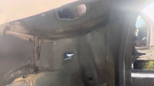 Передняя часть кузова с полом Mercedes 203