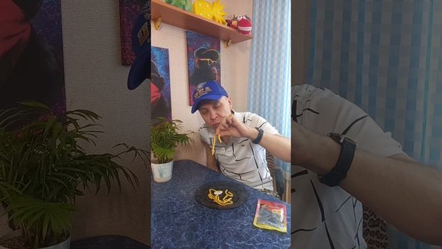 Мармеладные макароны с яйцом