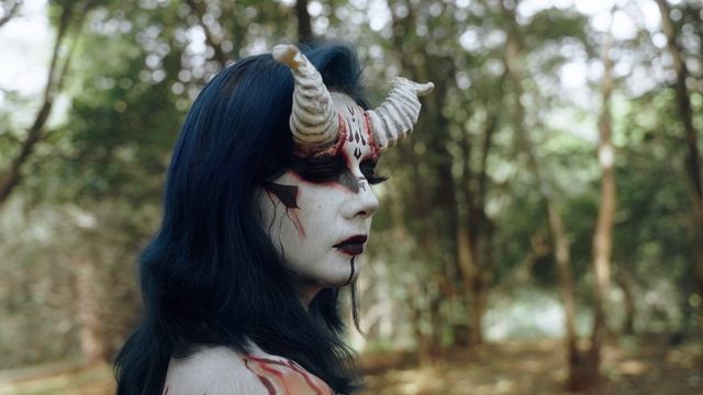 18196206-uhd_3840_2160_24fps