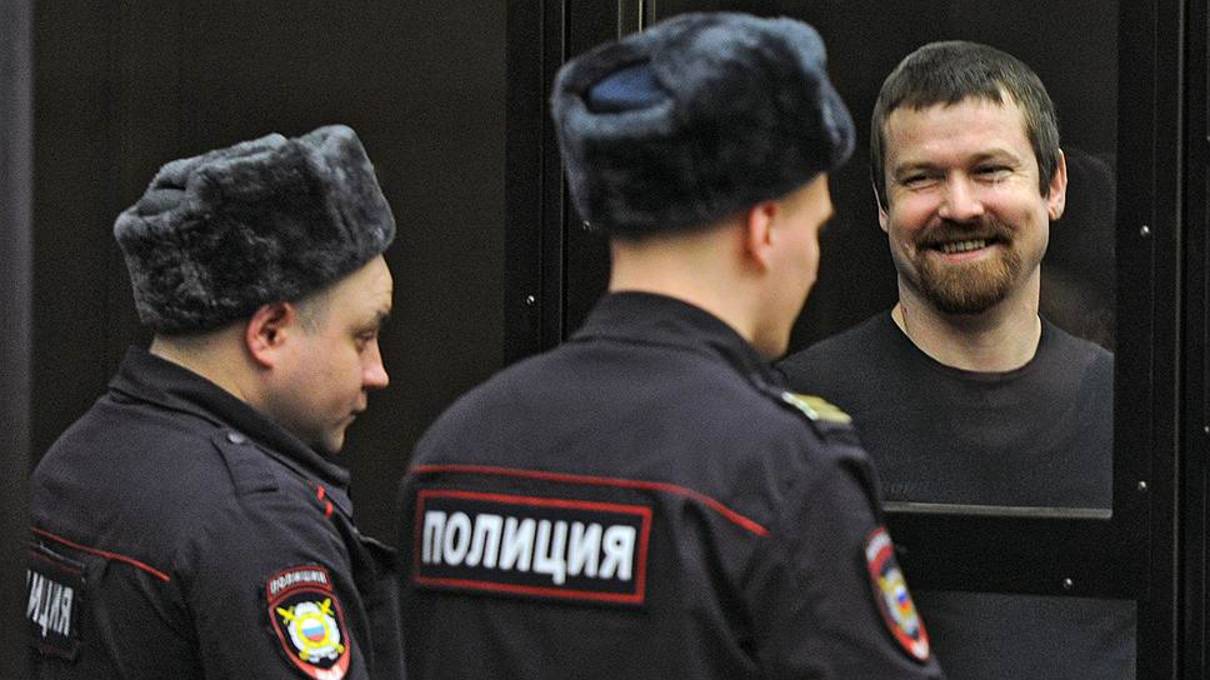 Развозжаев - Борьба военных пенсионеров за жильё, о международных делах, об успехах Левого Фронта!