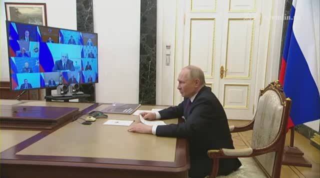 Путин принято решение о создании буферной зоны безопасности вдоль границ России и Украины