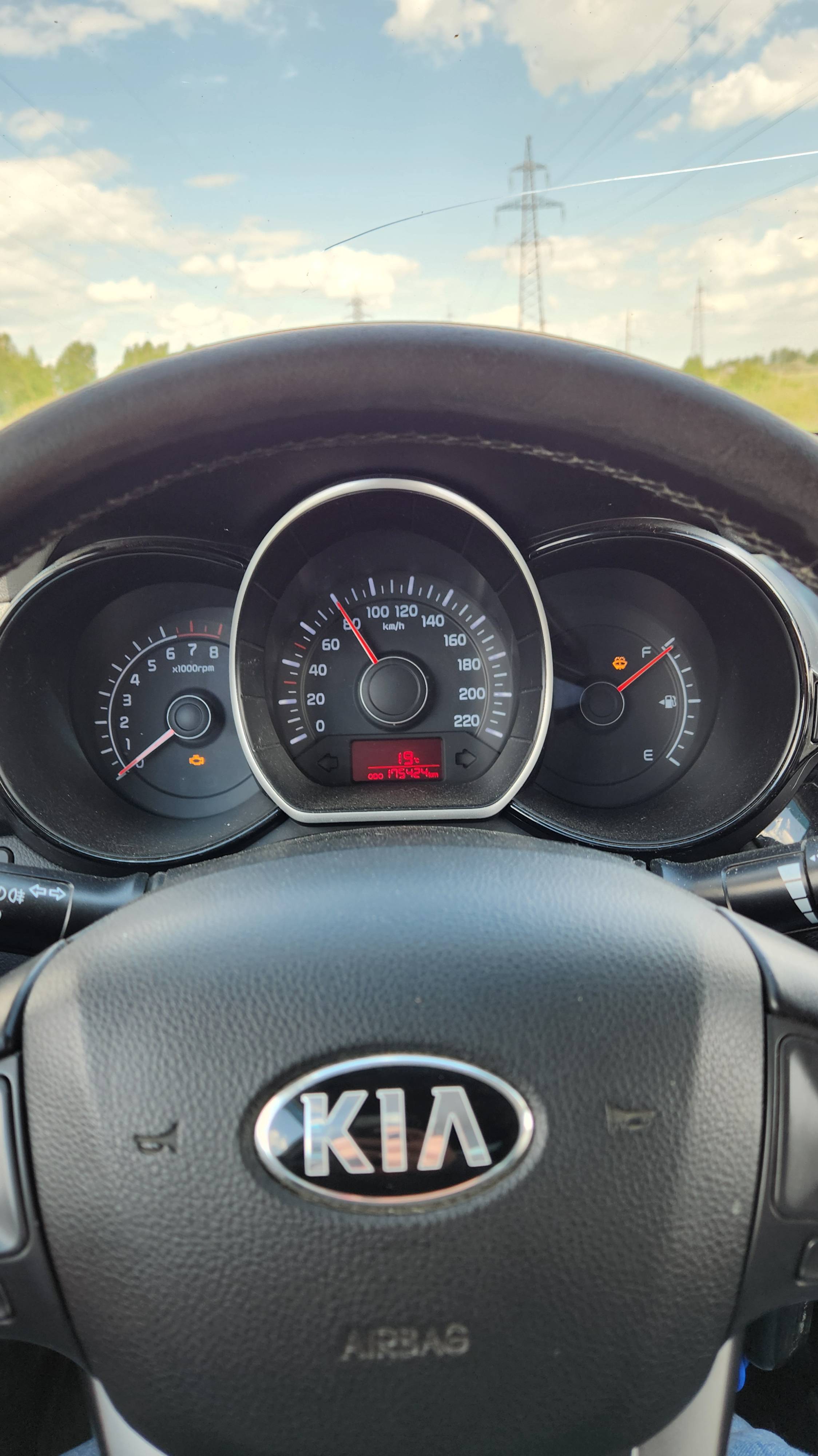 признак неисправного датчика коленчатого вала