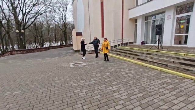 1.12.24г..."Какой же Ты Хороший"... звучит на танцполе в Гоме