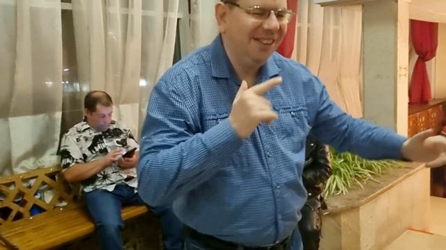10 ноября 2024 г.Бокал  игристого вина