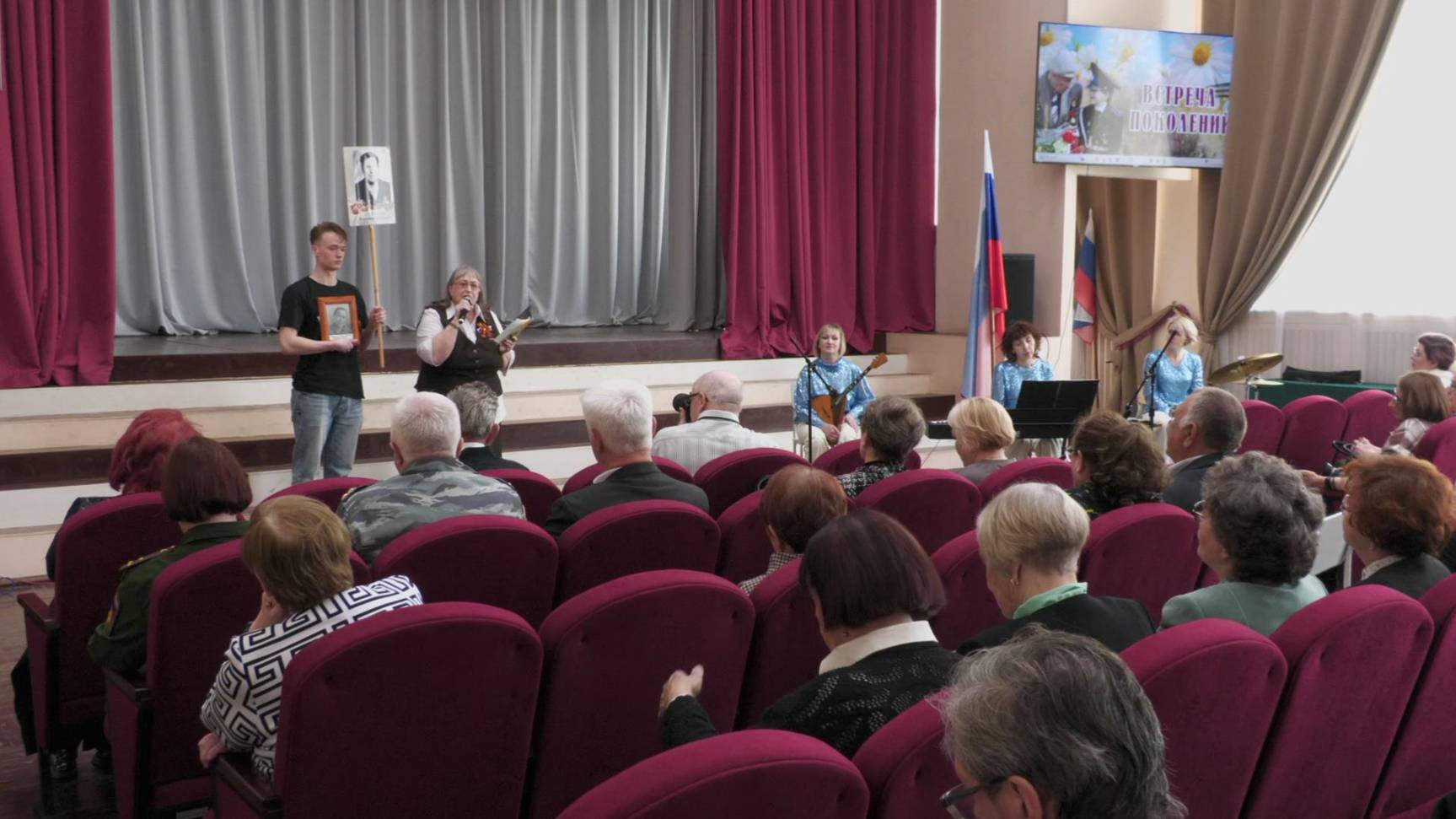 Встреча поколений в Серовском политехе стала важным событием для молодежи и ветеранов