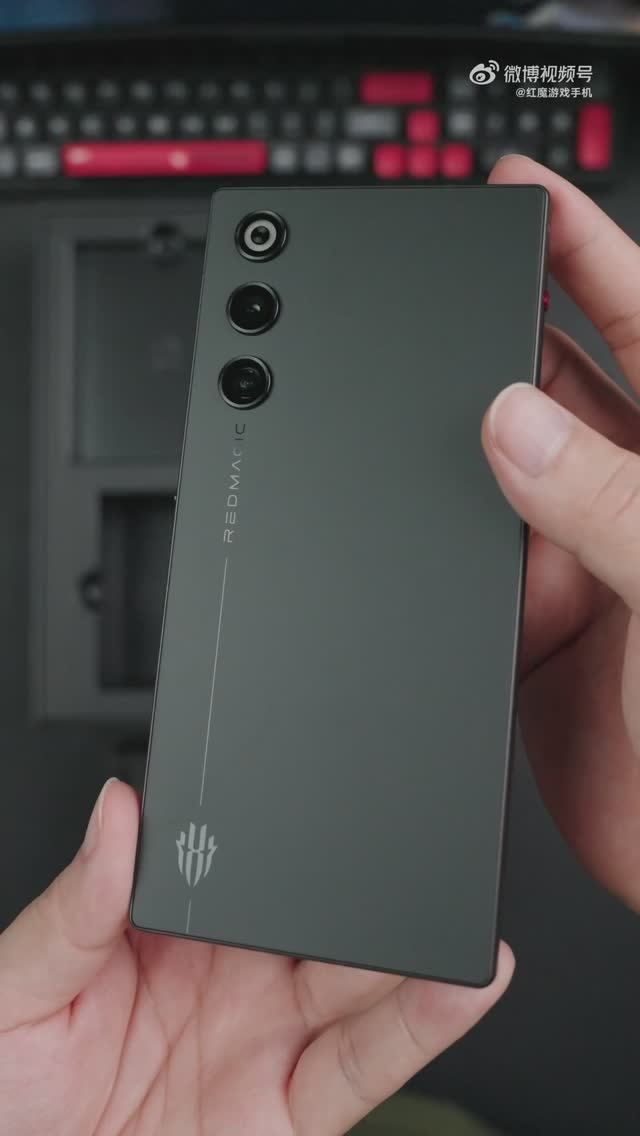 Распаковка комплекта REDMAGIC 10 Air + Magnetic Cooler 6 Pro с игровыми напальчниками