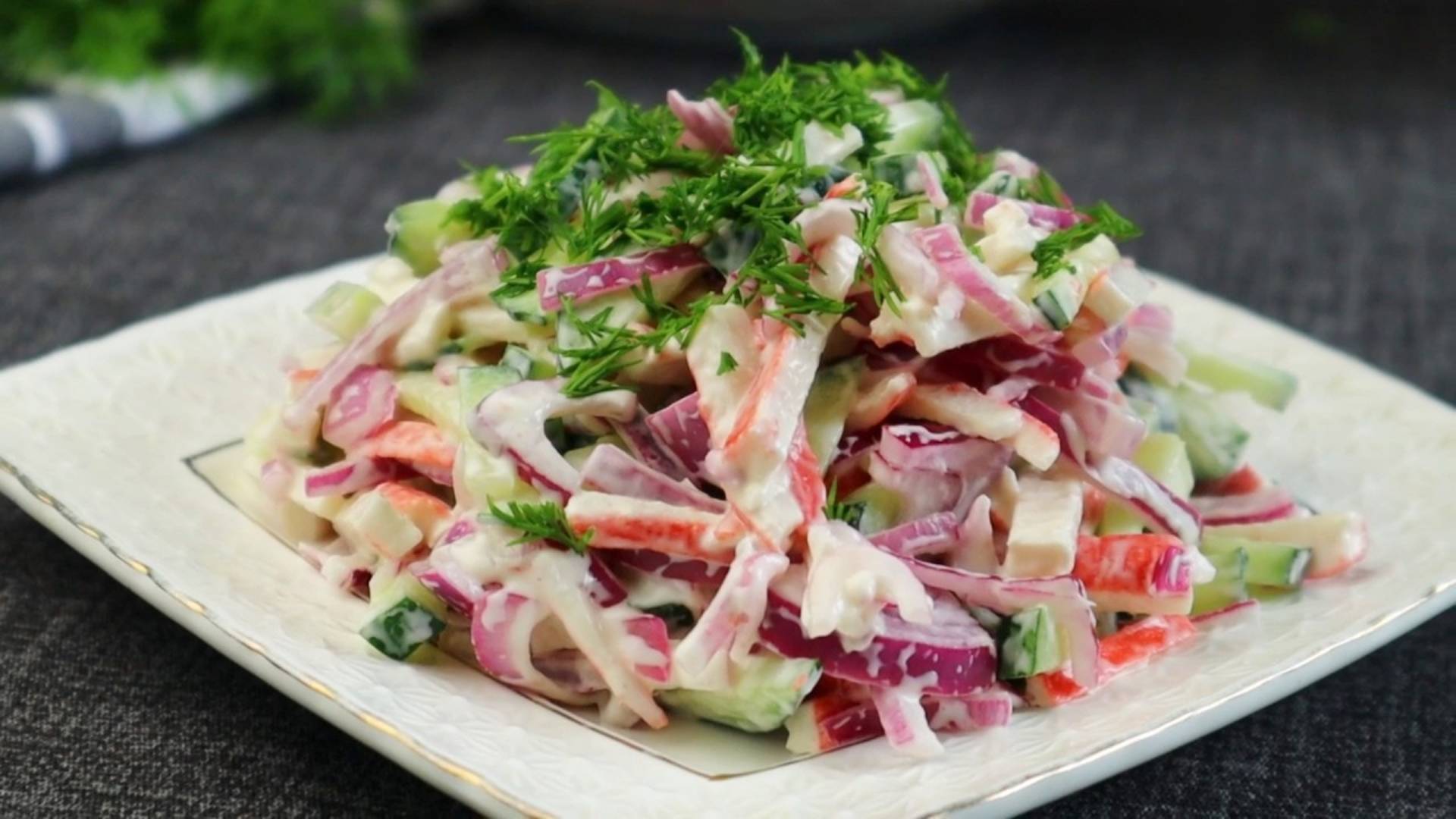 Всего ТРИ ингредиента!  Крабовый  Салат по - Новому! Два вкусных  свеженьких рецепта