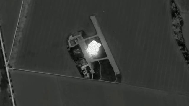 Кадры прилёта по украинскому аэродрому с легкомоторными самолетами, которые использовались для б...