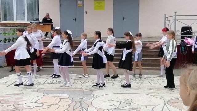 Флешмоб 4Б класс Гимназии
