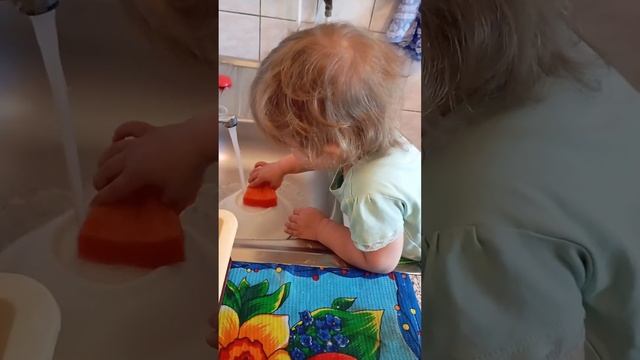 Мойте посуду тщательно!#baby #дети #семья #топ
