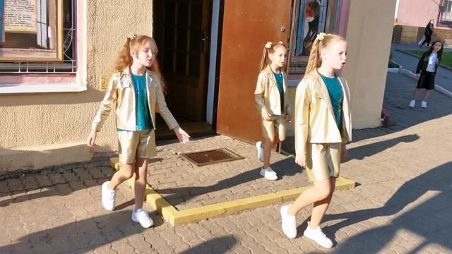 "Счастье это мамины глаза", вокальная студия "Я пою", мл?