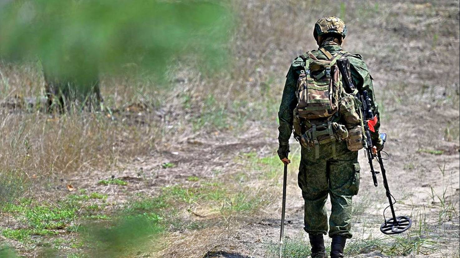 На брошенных позициях ВСУ в Курской области нашли гранаты с химвеществами