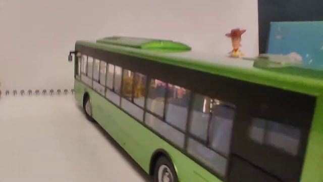 электробус- Оригинальная модель автобуса Yutong 1:42