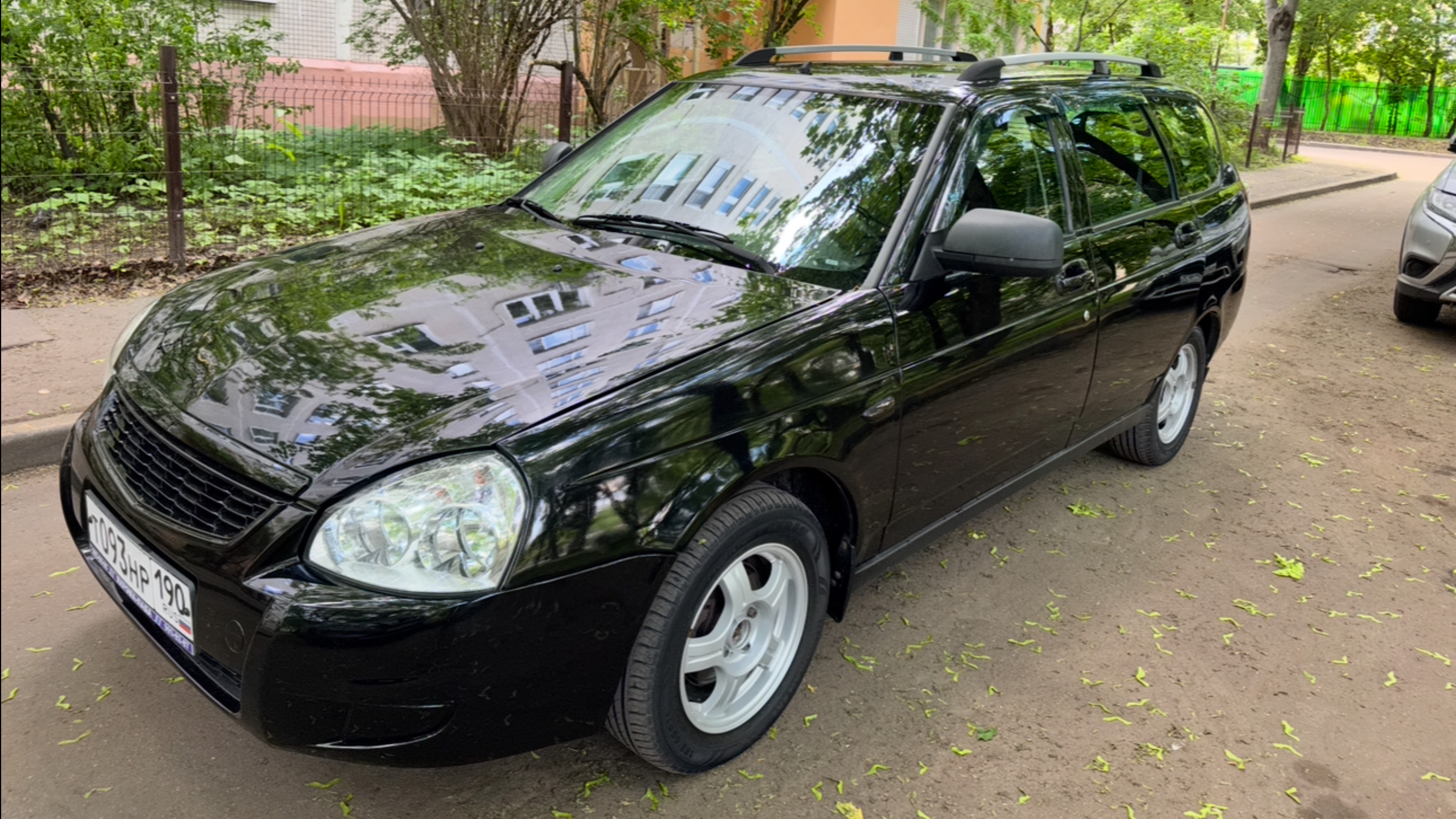 Lada Priora Универсал 2012 года
8-926-999-88-40 - Виталий