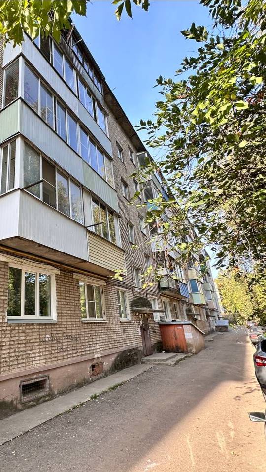 Обзор 3х. Кронштадтская 25